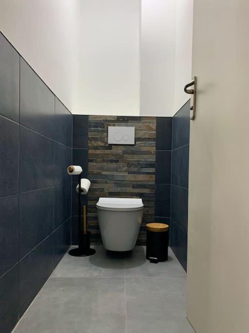 T1 Bis Cosy Et Spacieux - Wifi - Parking Gratuit Angers Ngoại thất bức ảnh